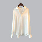 Isabelle Velvet Blouse for Women – Luxurious Fitted Blouse with Elegant Cut for Chic and Casual Looks